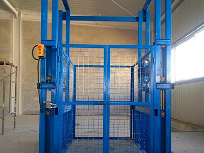 四川貨梯升降機