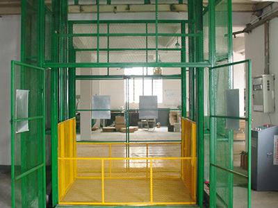 四川液壓升降機